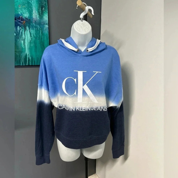 Calvin Klein Women's Medium Cropped Tie Dye‎ Hoodie Spell Out Logo Boho Designer - Picture 1 of 10